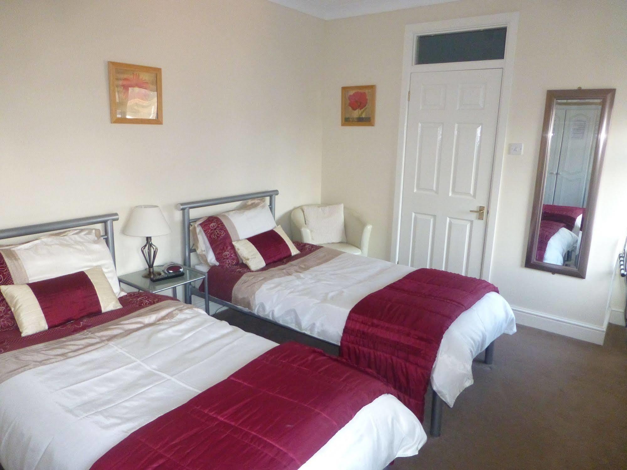 Beech Lodge Guest House New Milton Exterior foto